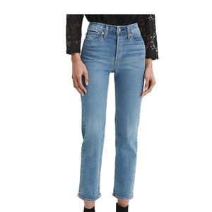 NWOT Levi’s Wedgie Straight Jeans | 28